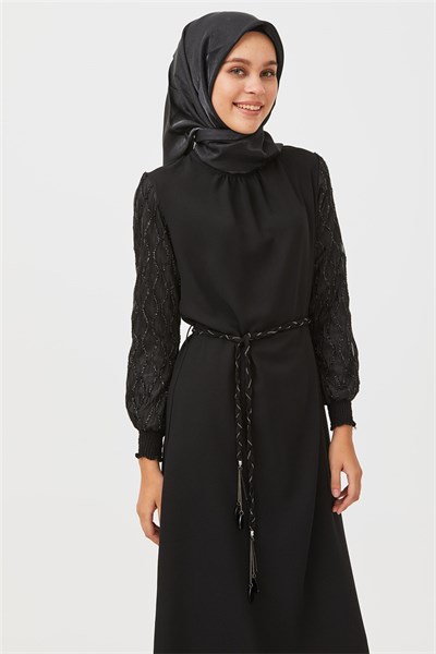 Sitare Roba Krep Kolu Dantelli Elbise- Siyah