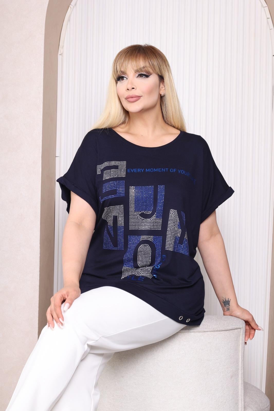 Lacivert taş detaylı bluz 