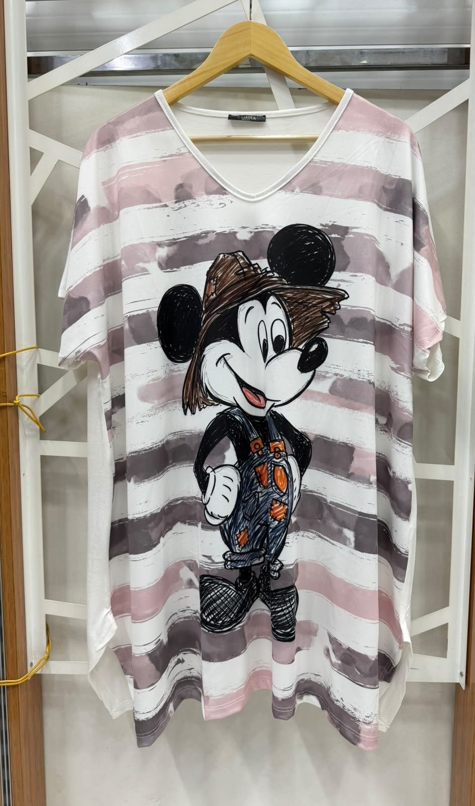 Beyaz mickey tişört 