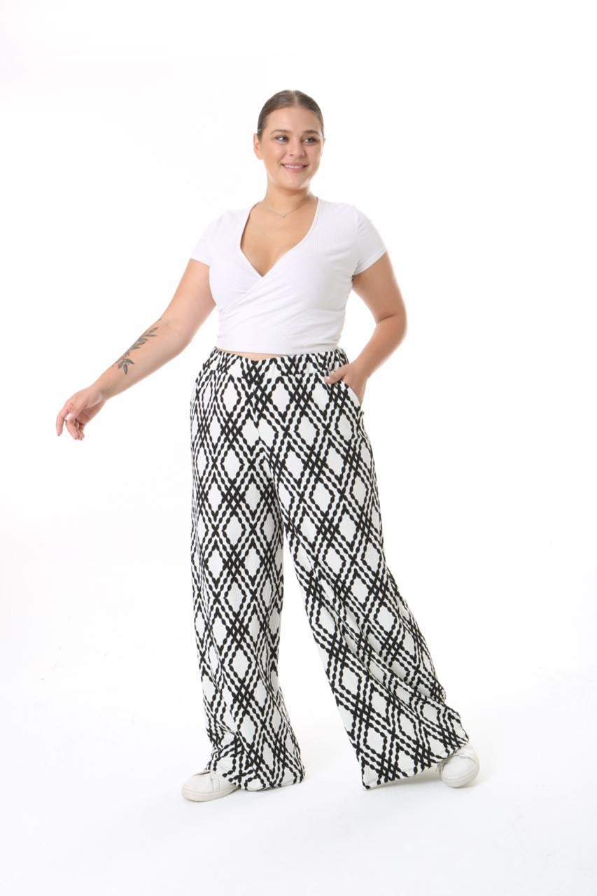 Beyaz üzeri baklava desenli salaş pantolon 