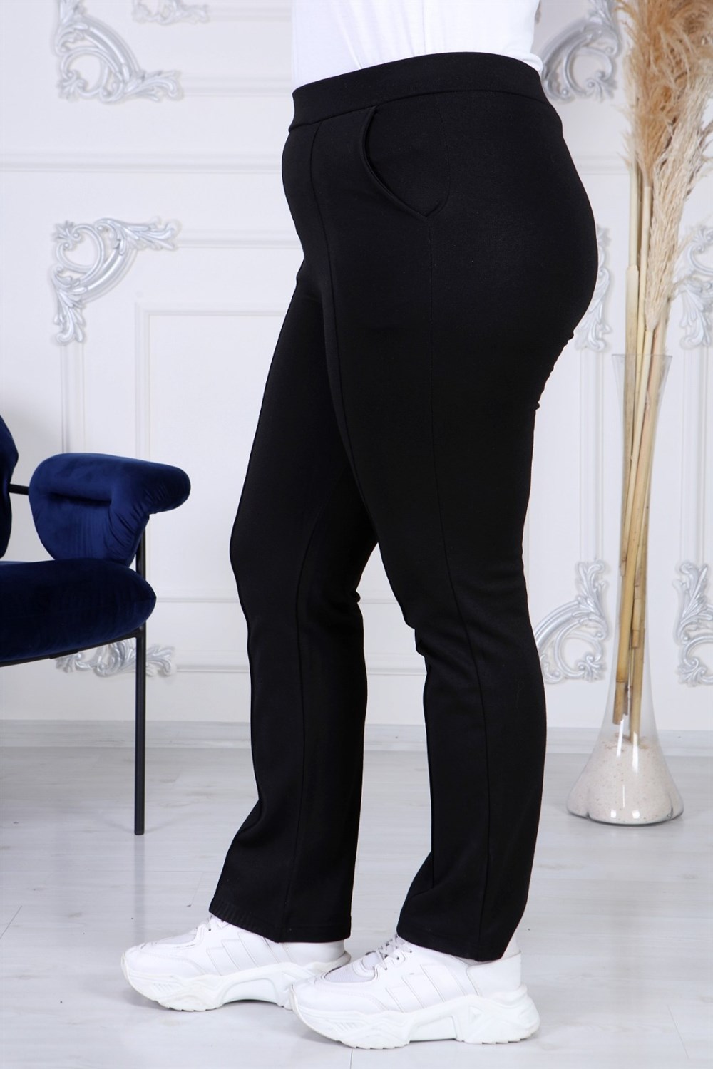 Dikiş detaylı eşofman pantolon