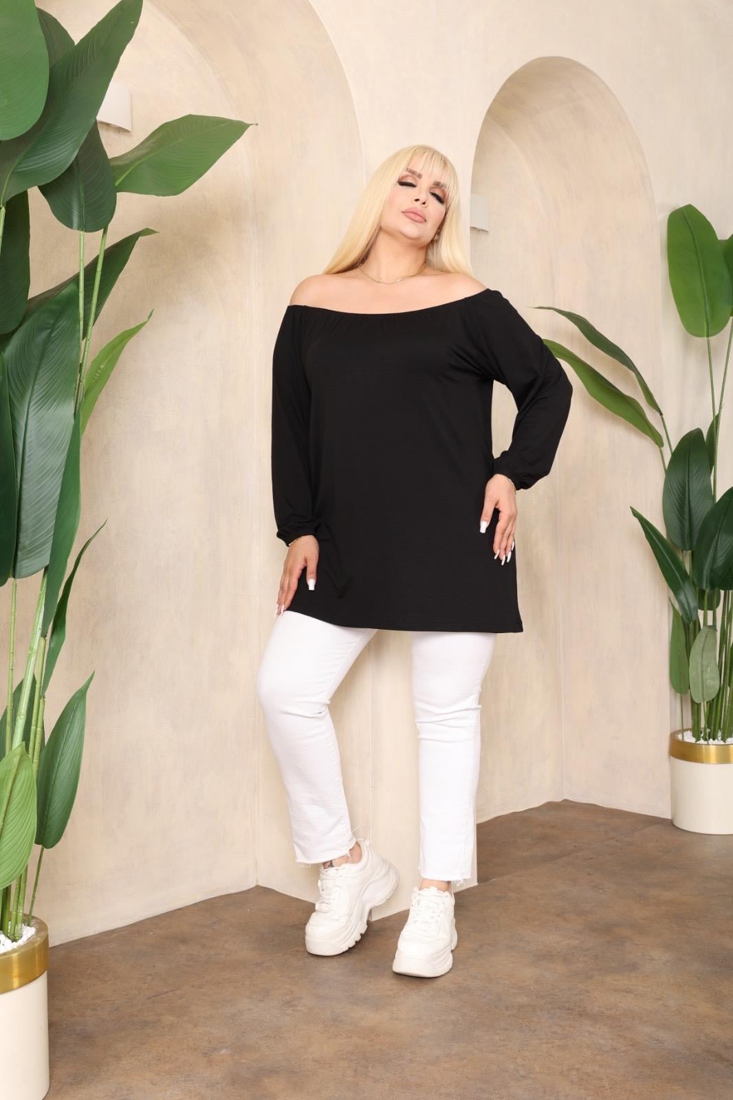 Omzu lastikli siyah bluz 