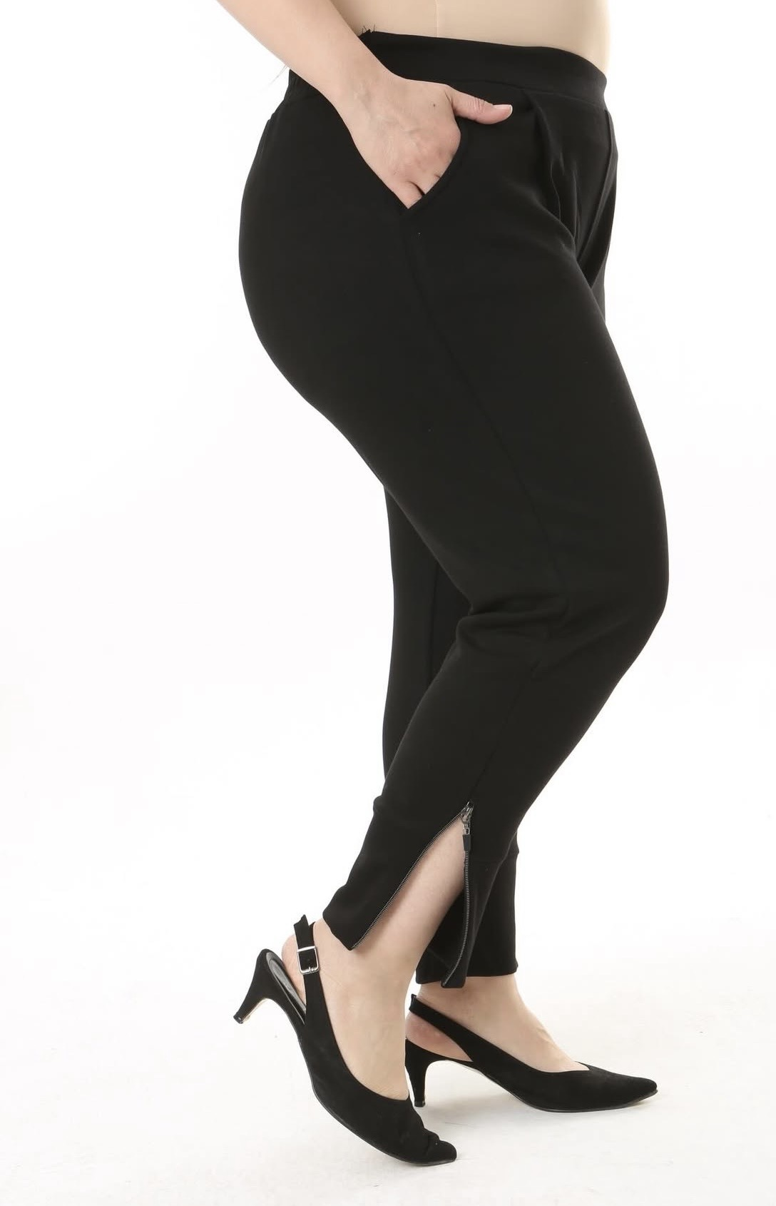 Paçası fermuar detaylı eşofman pantolon 