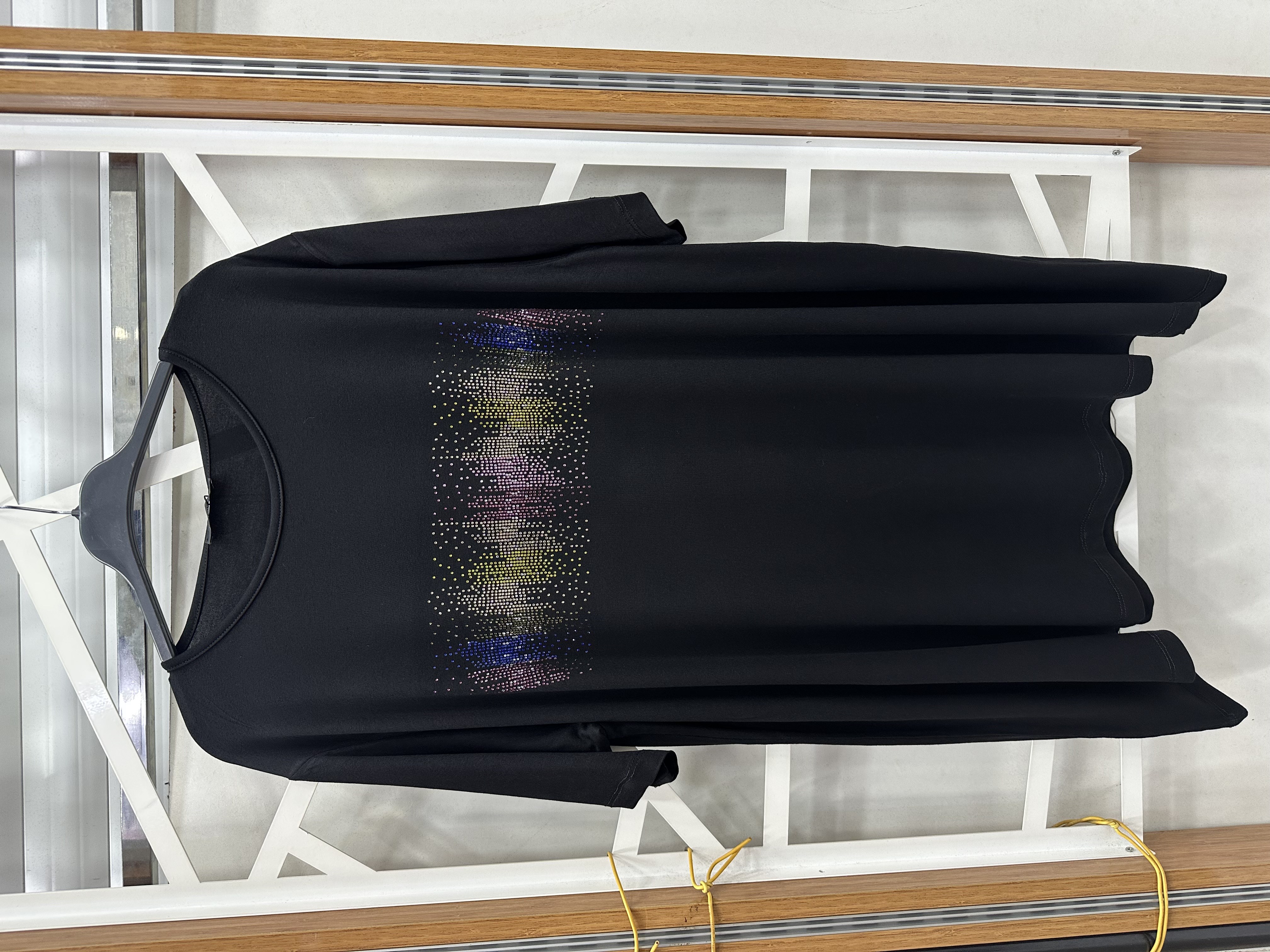 Renkli taş detaylı uzun bluz 