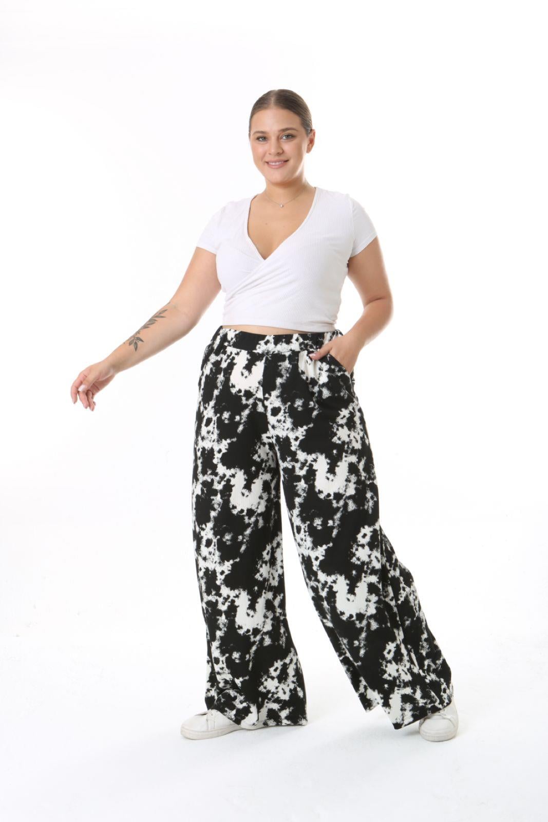 Siyah beyaz desenli salaş pantolon 