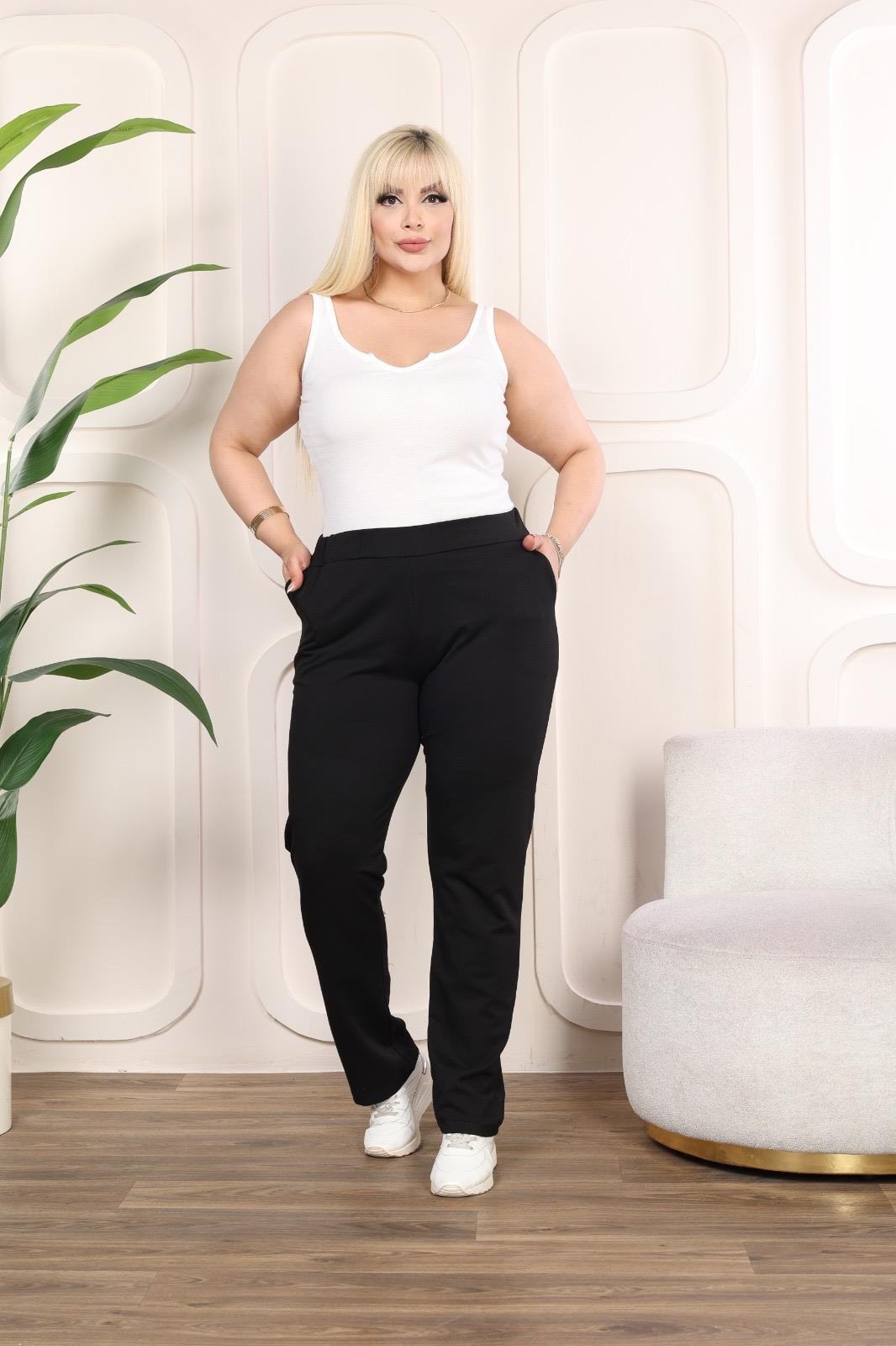 Siyah boru paça eşofman altı 