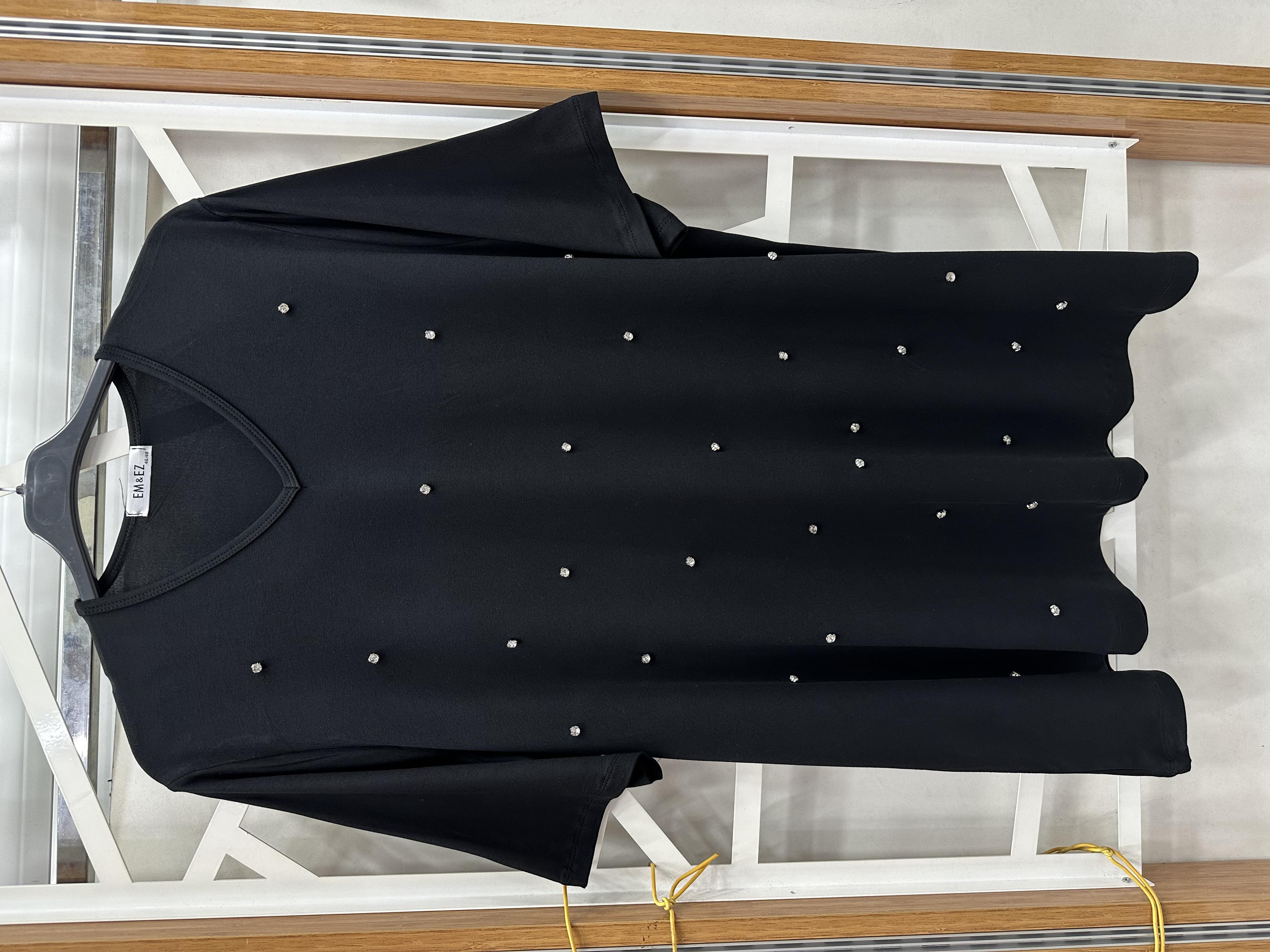 Taş detaylı çan model siyah bluz 