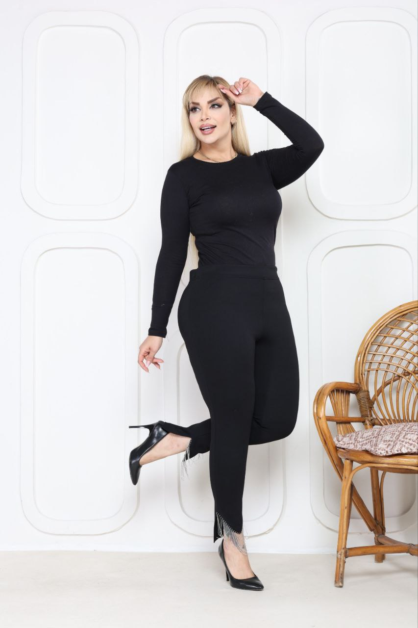 Taş püsküllü tayt 