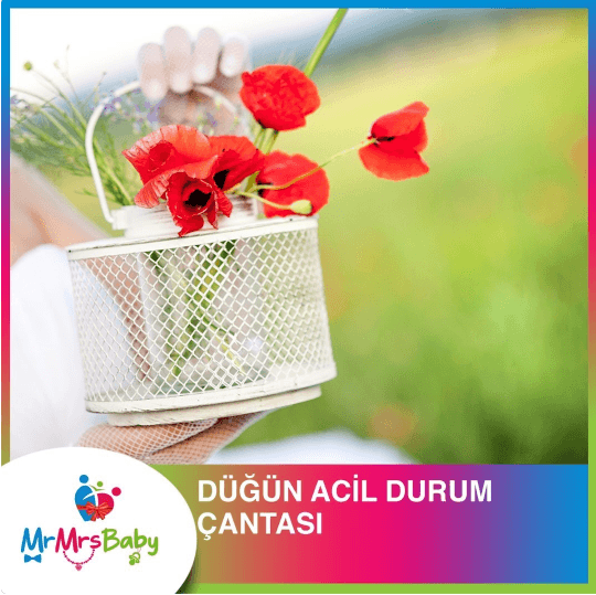 Beyaz file biçimli küçük çanta ve kırmızı çiçeklerle hazırlanmış düğün günü acil durum çantası konulu MrMrsBaby görseli.