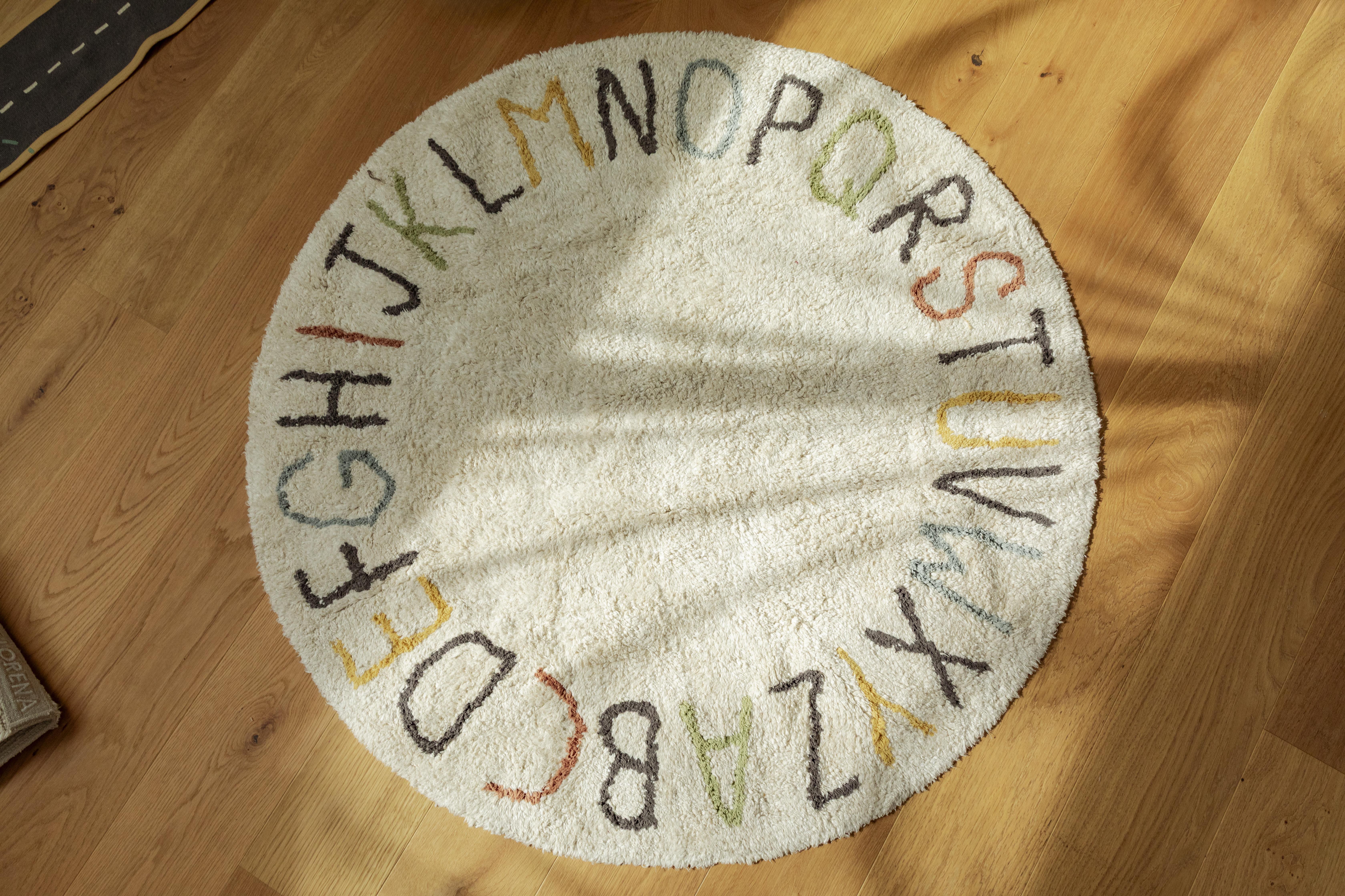 Lorena Canals Çocuk Odası Halısı, ABC color