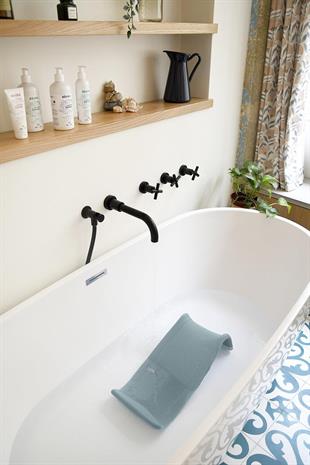 Beaba Kaydırmaz Küvet Aparatı, Mavi