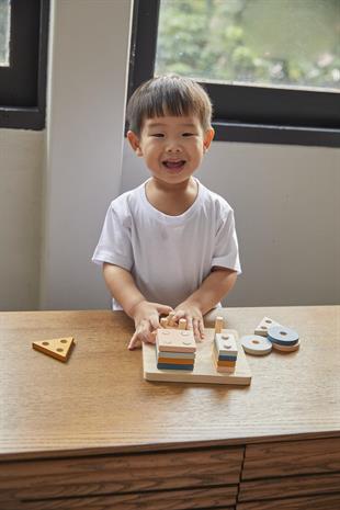 Geometrik Sıralama Oyunu