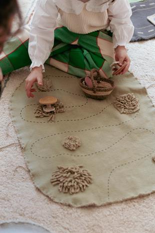 Green toy set, Snail