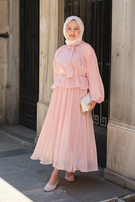 Yaka Bağlamalı Kemer Detay Takım Pembe