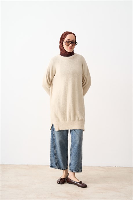 Püsküllü Tunik Taş