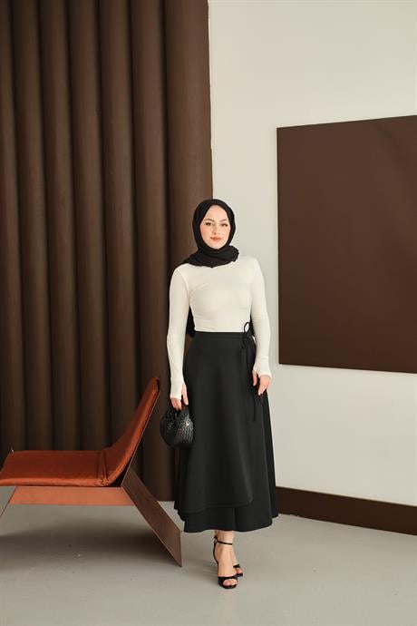 Kurdele Detay Etek Siyah