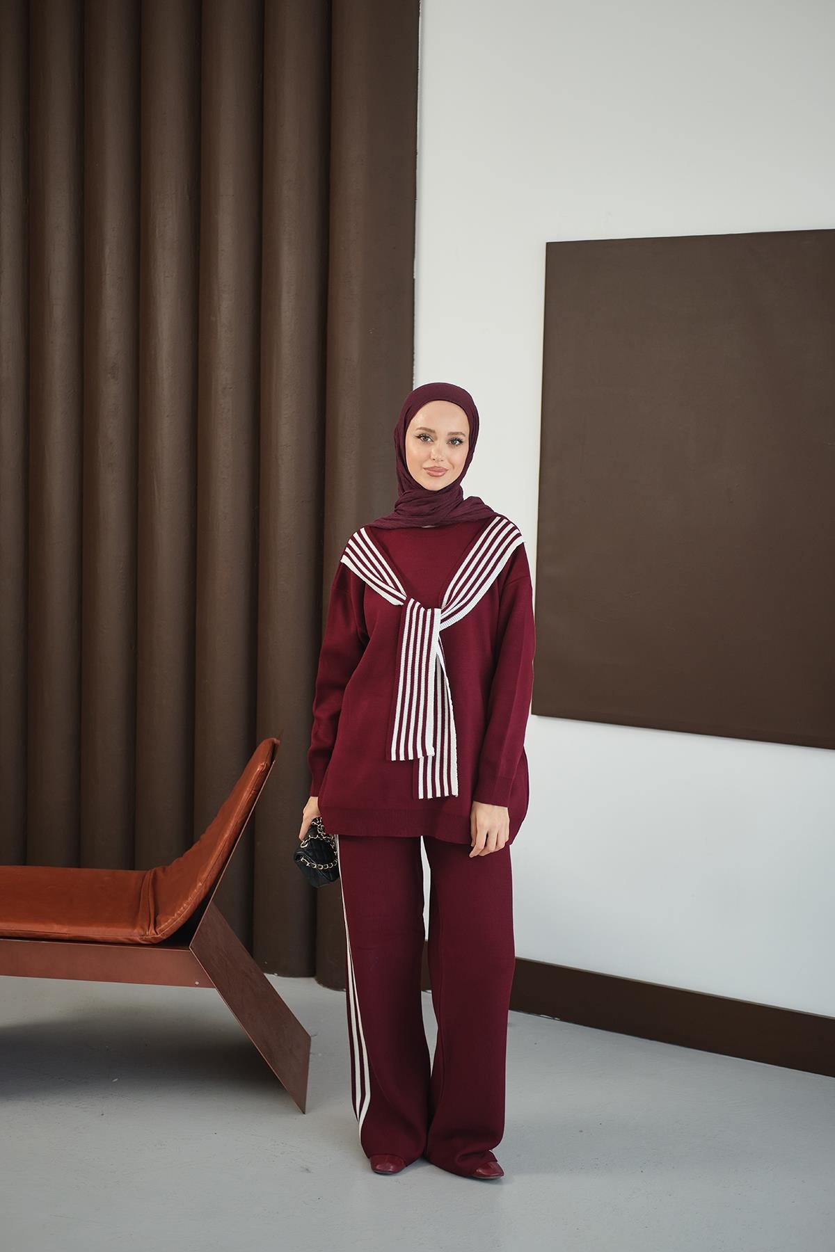 Atkı Detay Takım Bordo