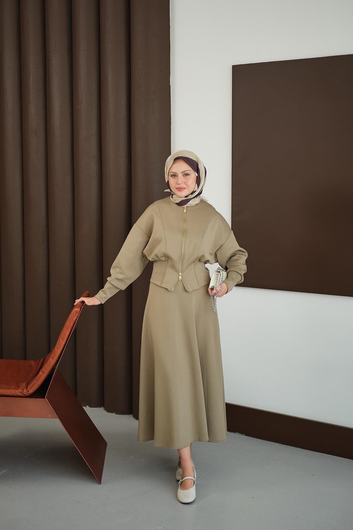 Beli Korse Detay Takım Yeşil