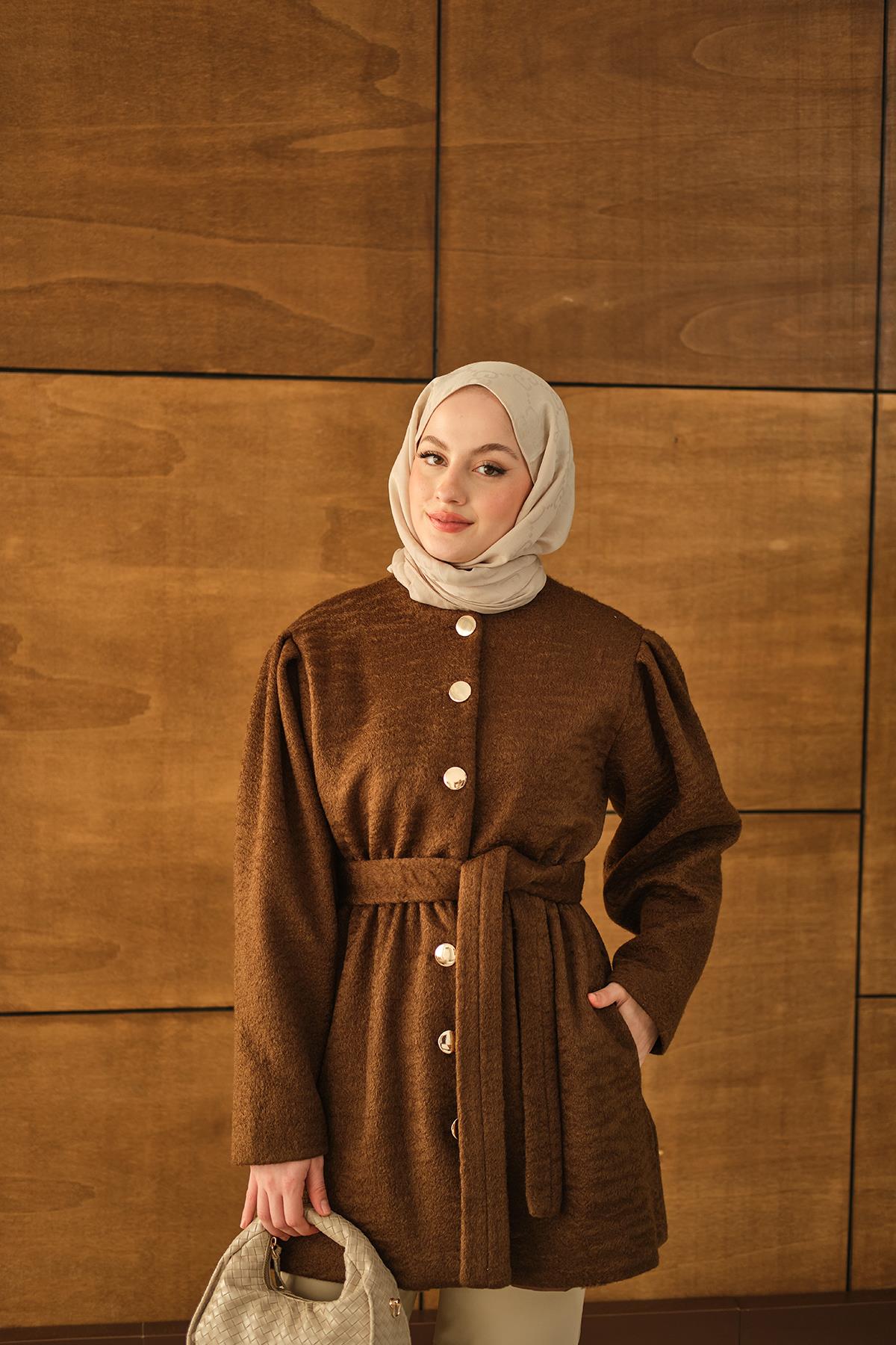 Beli Lastikli Peluş Kaşe Kaban Kahverengi