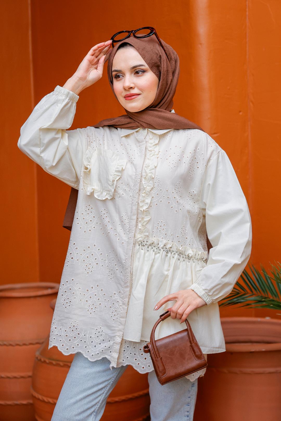 Brode Detay Yarım Taşlı Gömlek Krem