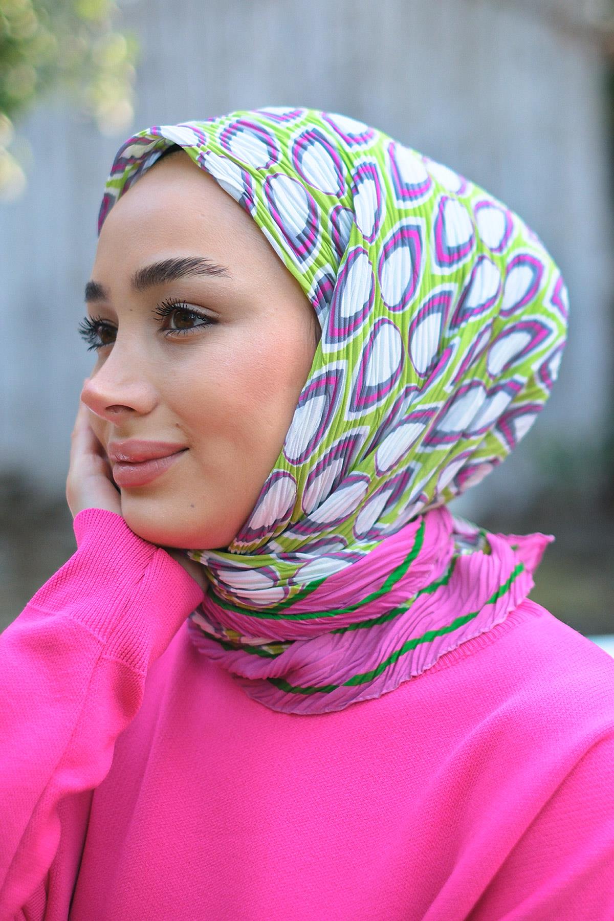 Damla Desen Pliseli Esarp Pembe