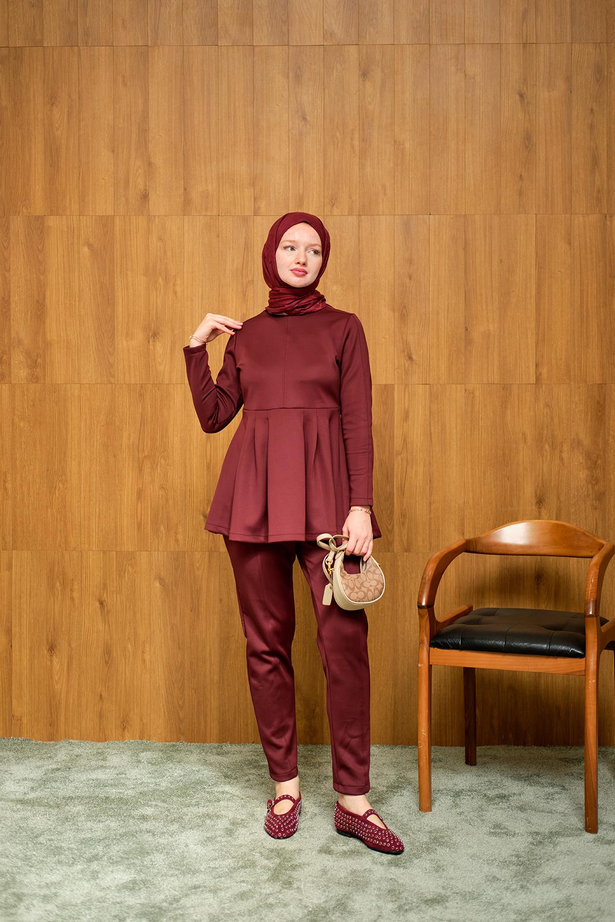 Dikiş Detaylı Pileli Takım Bordo