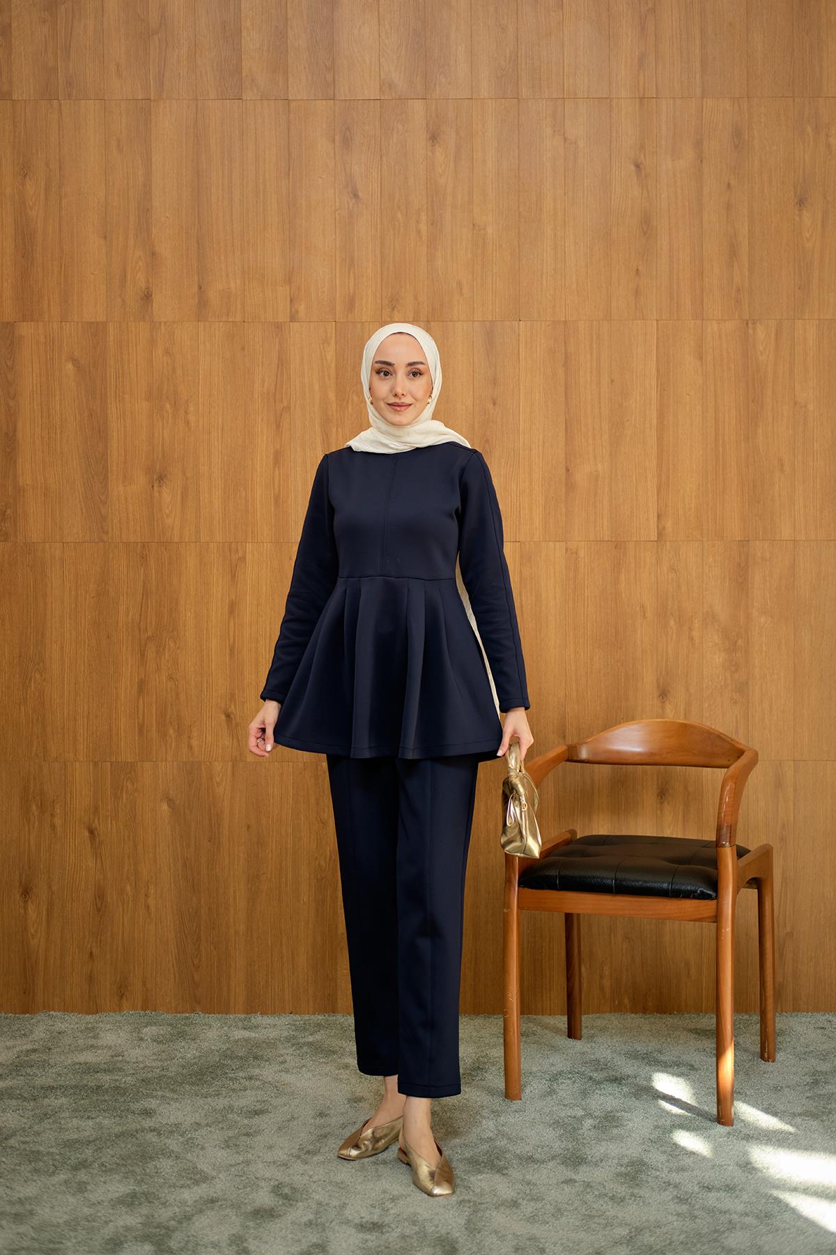 Dikiş Detaylı Pileli Takım Lacivert