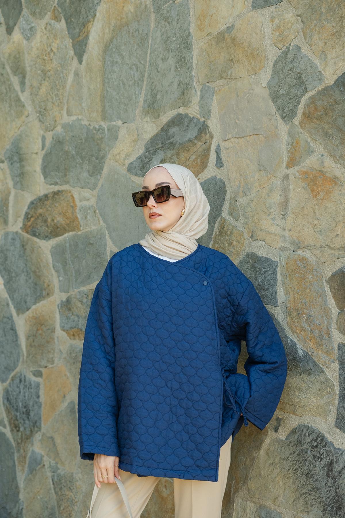 Düğme Detay Bağlamalı Ceket Lacivert