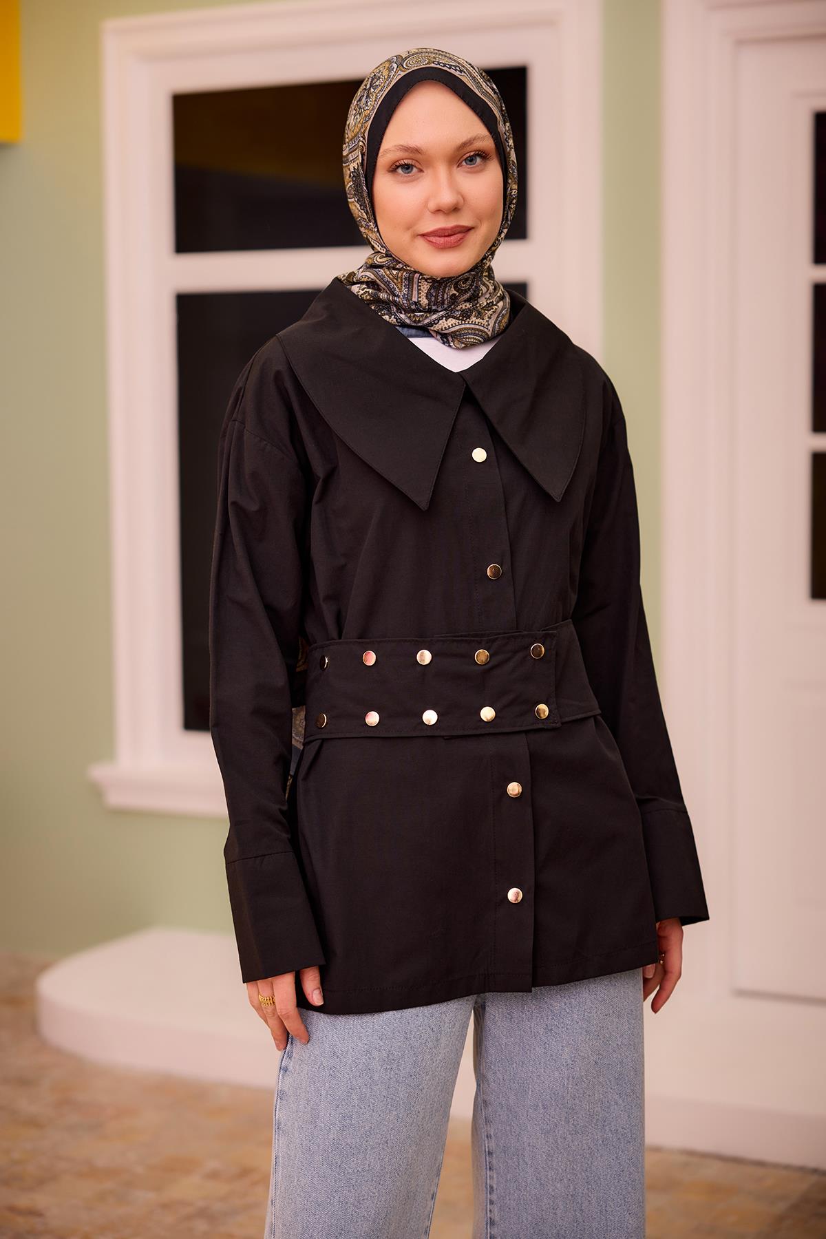 Gold Düğme Ve Kemer Detaylı Gömlek Siyah