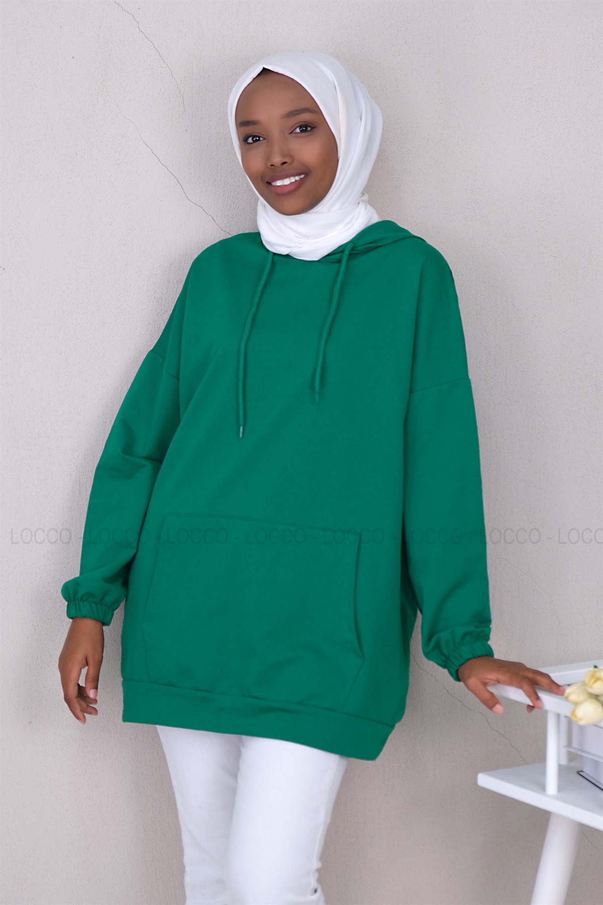 Uygun Fiyatlı KANGURU CEPLI KAPSONLU SWEAT BENETTON YESIL | Loccomoda.com 