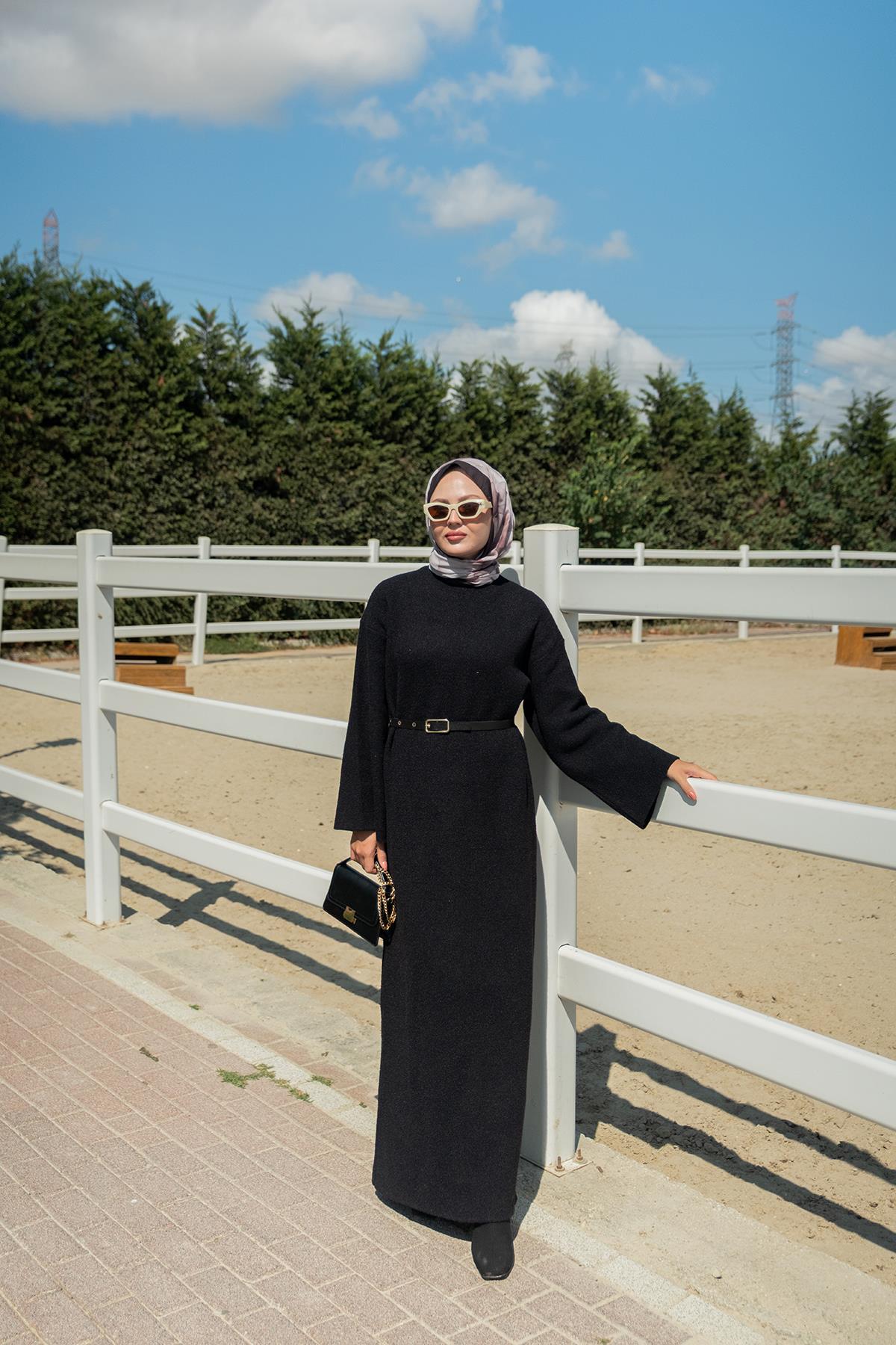 Kemerli Triko Elbise Siyah