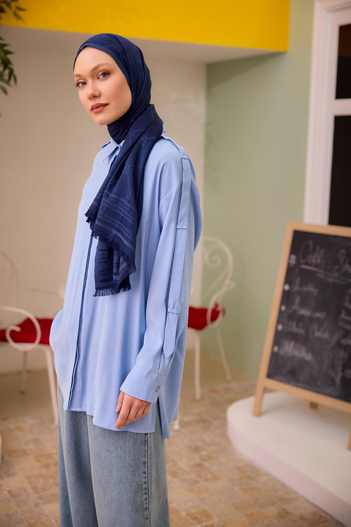 Kolu Apolet Detaylı Gömlek Mavi