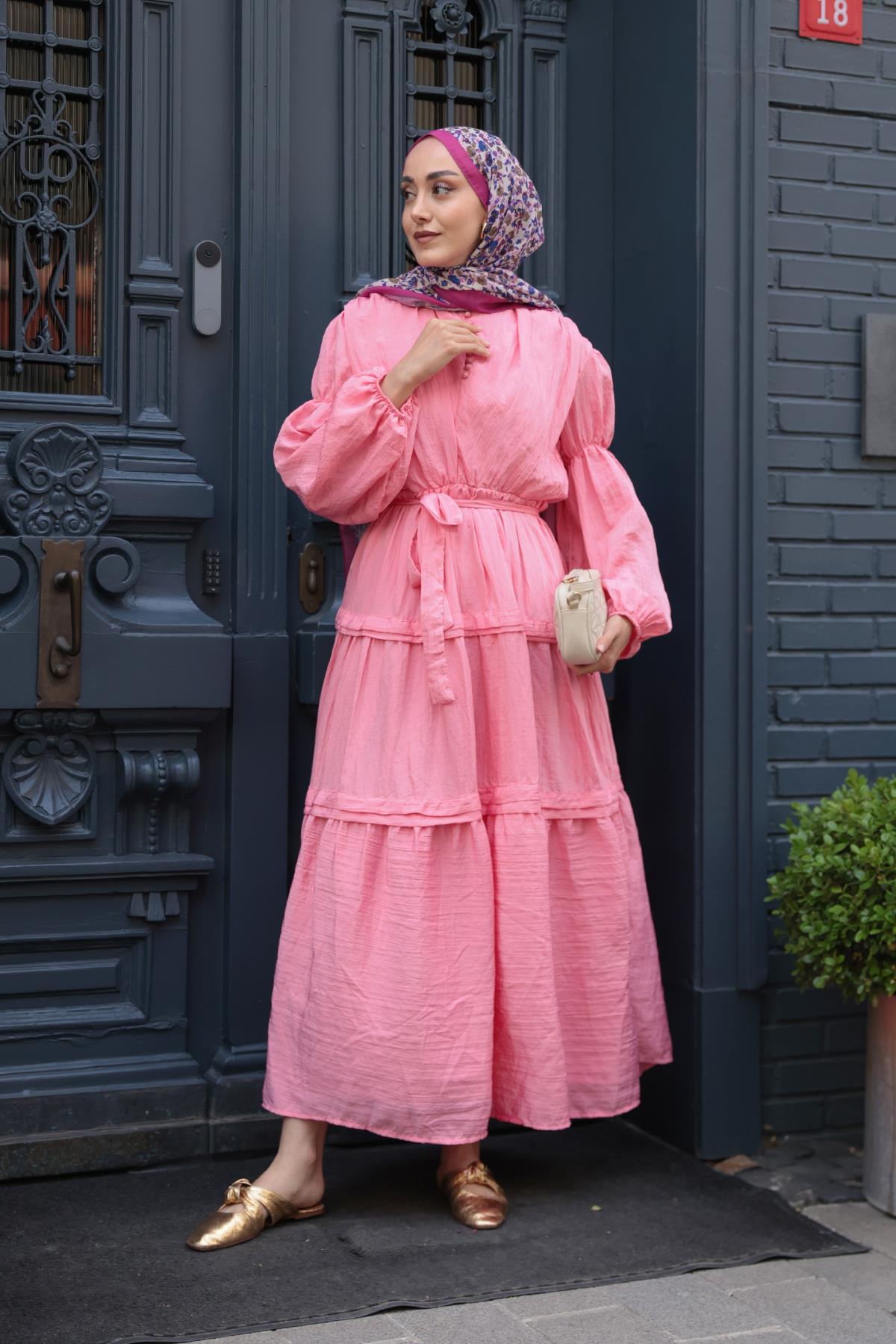 Kolu Lastik Detaylı Elbise Pembe