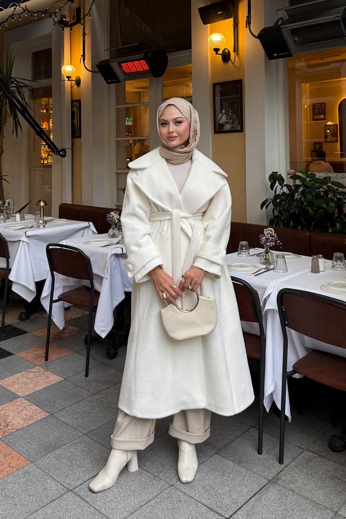 Kruvaze Yaka Bel Bağlamalı Kaban Ekru