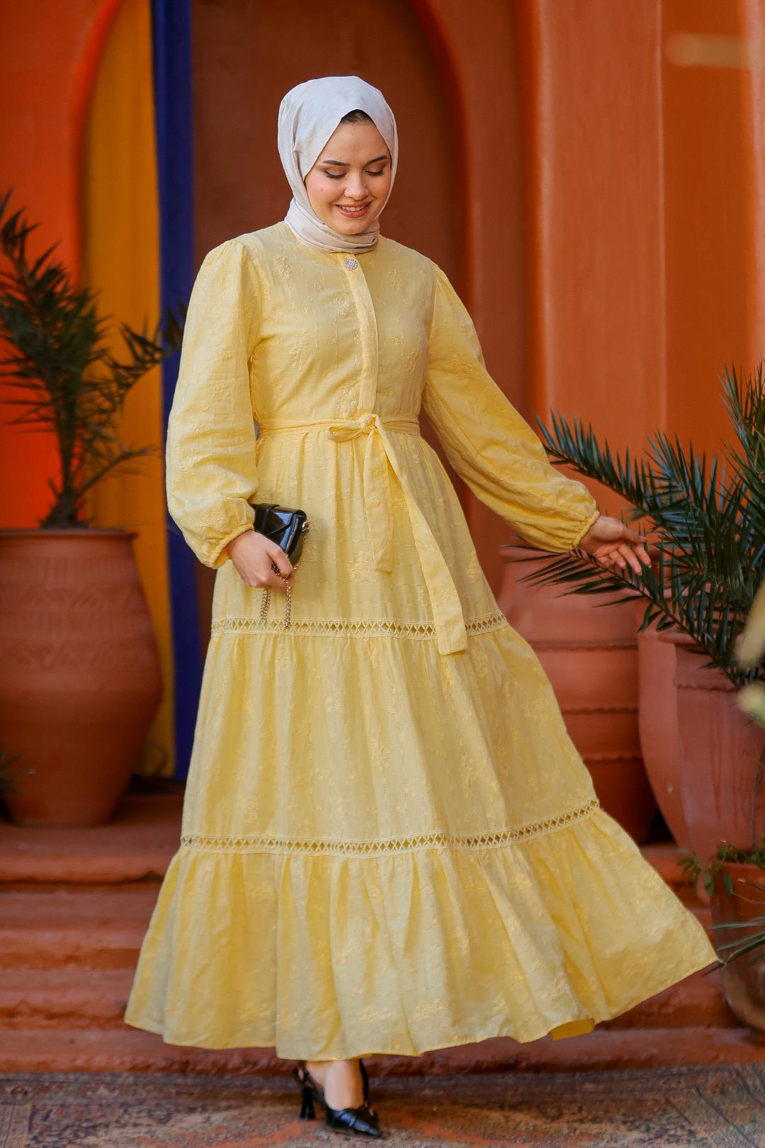 Nakış Detaylı Jakar Elbise Sarı