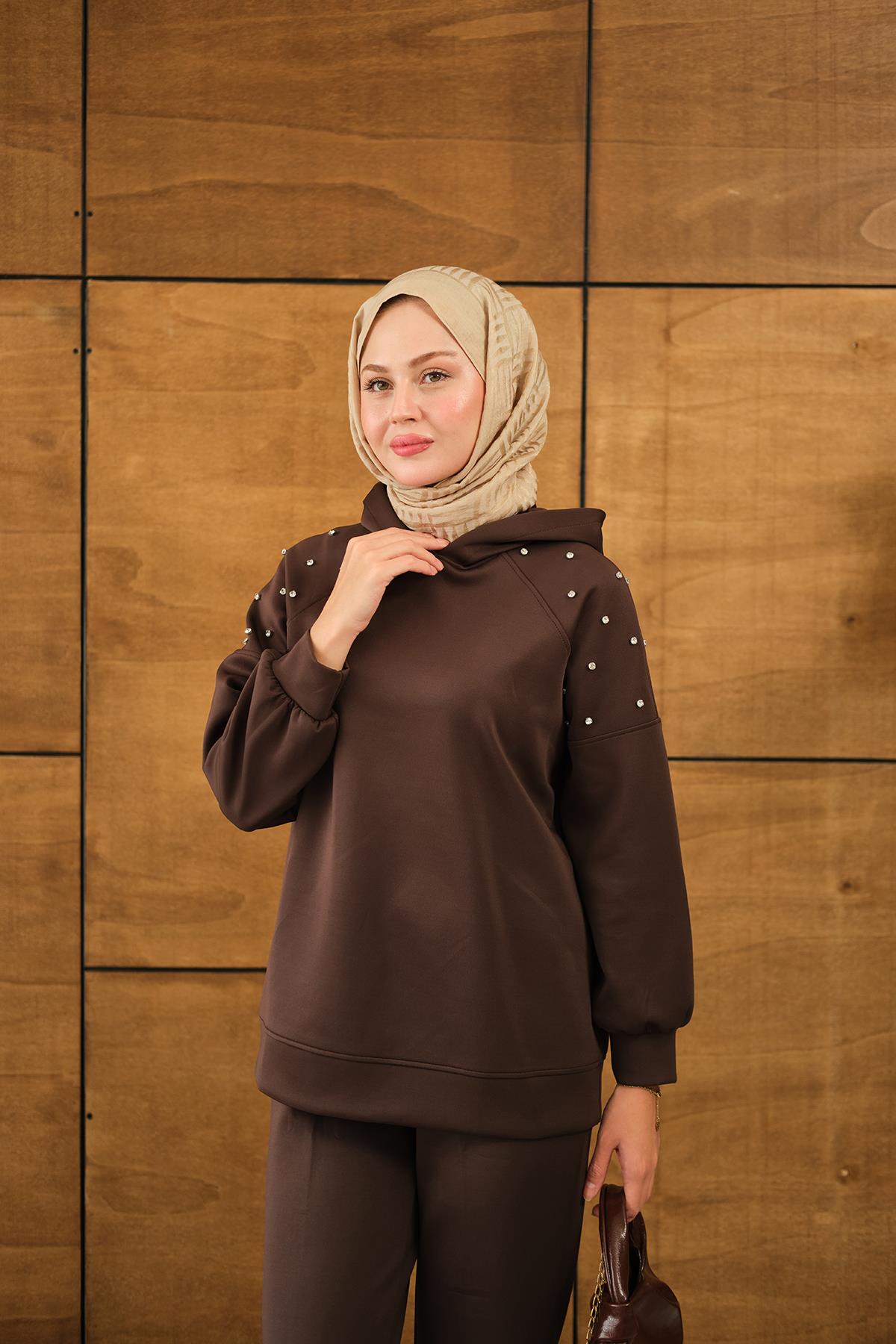 Omuz Taş Detay Kapüşonlu Takım Kahverengi