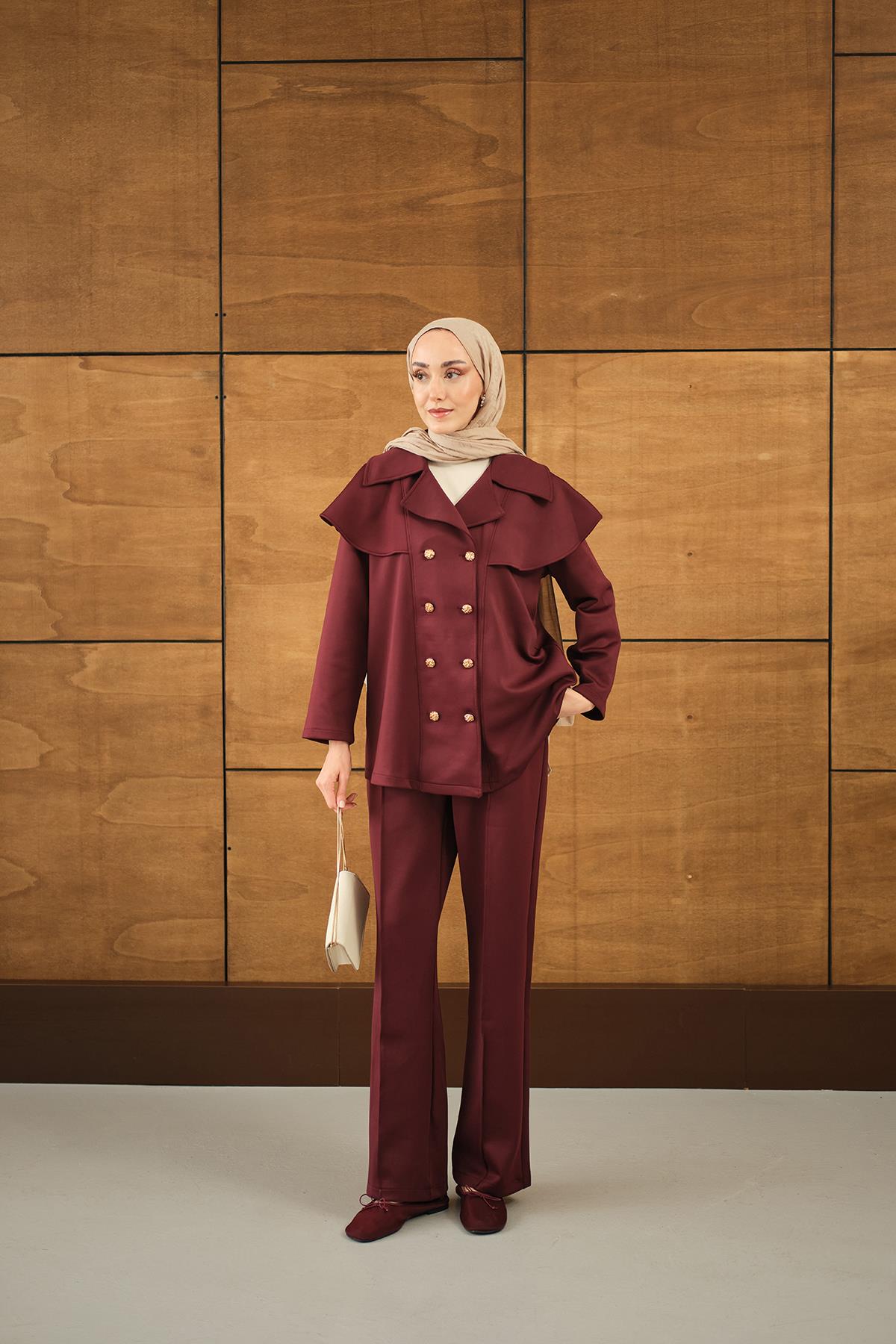 Ön Düğme Ve Biye Detaylı İkili Takım Bordo