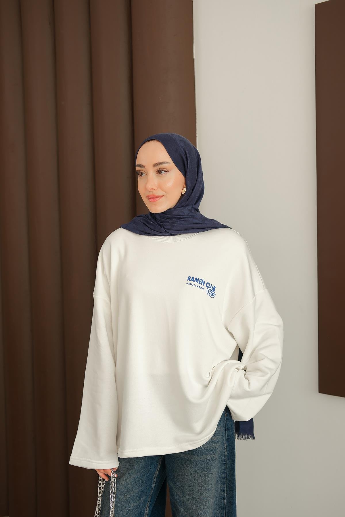 Ön Ve Arka Yazı Baskılı Sweat Beyaz