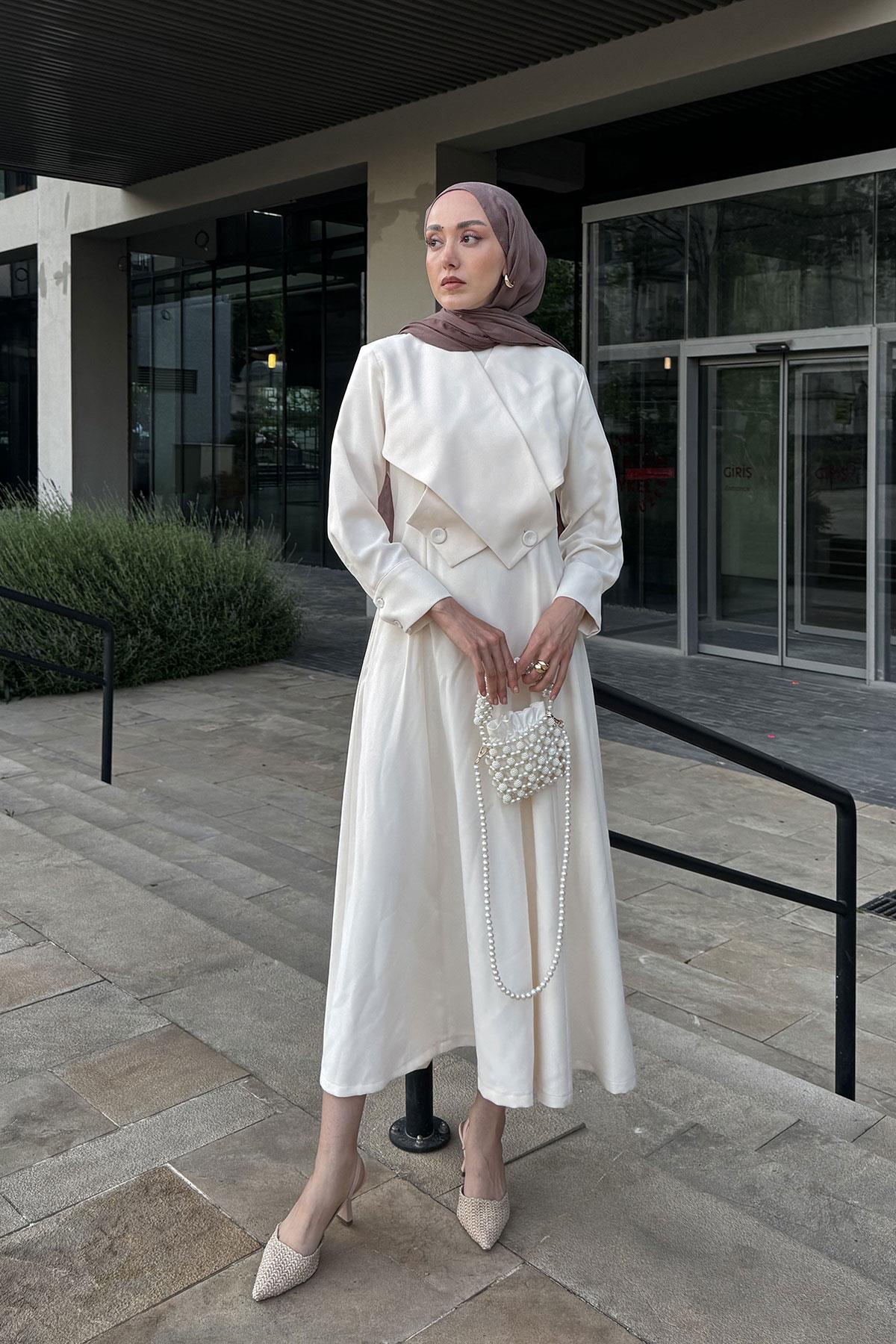 Önü Çapraz Detaylı Elbise Krem