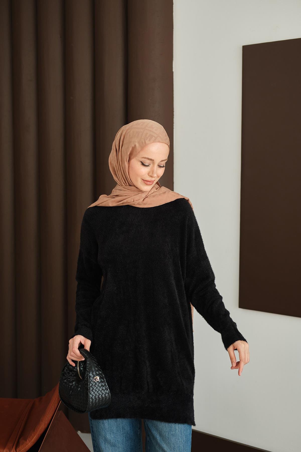 Püsküllü Tunik Siyah