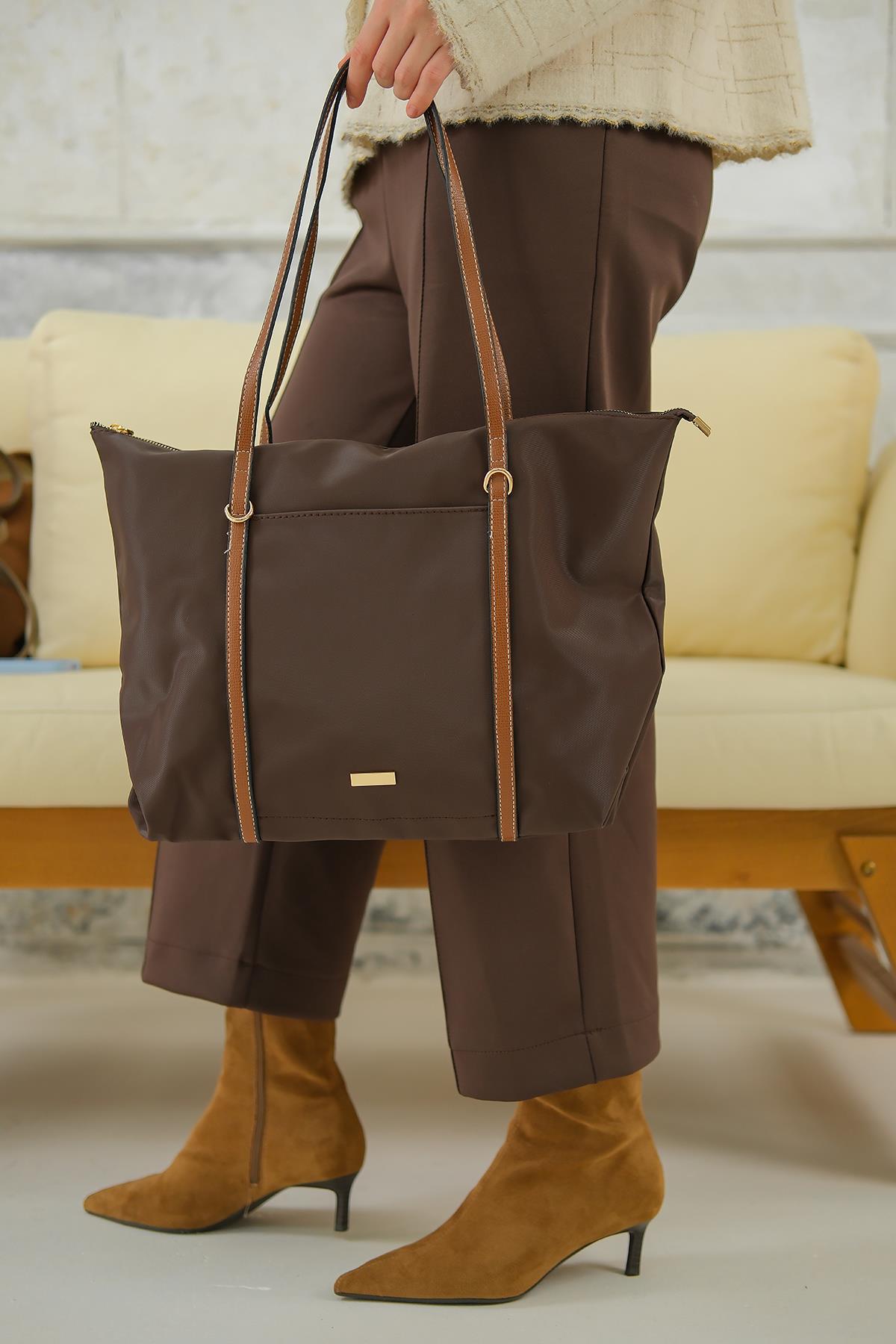 Şeritli Ön Gözlü Çanta Kahverengi