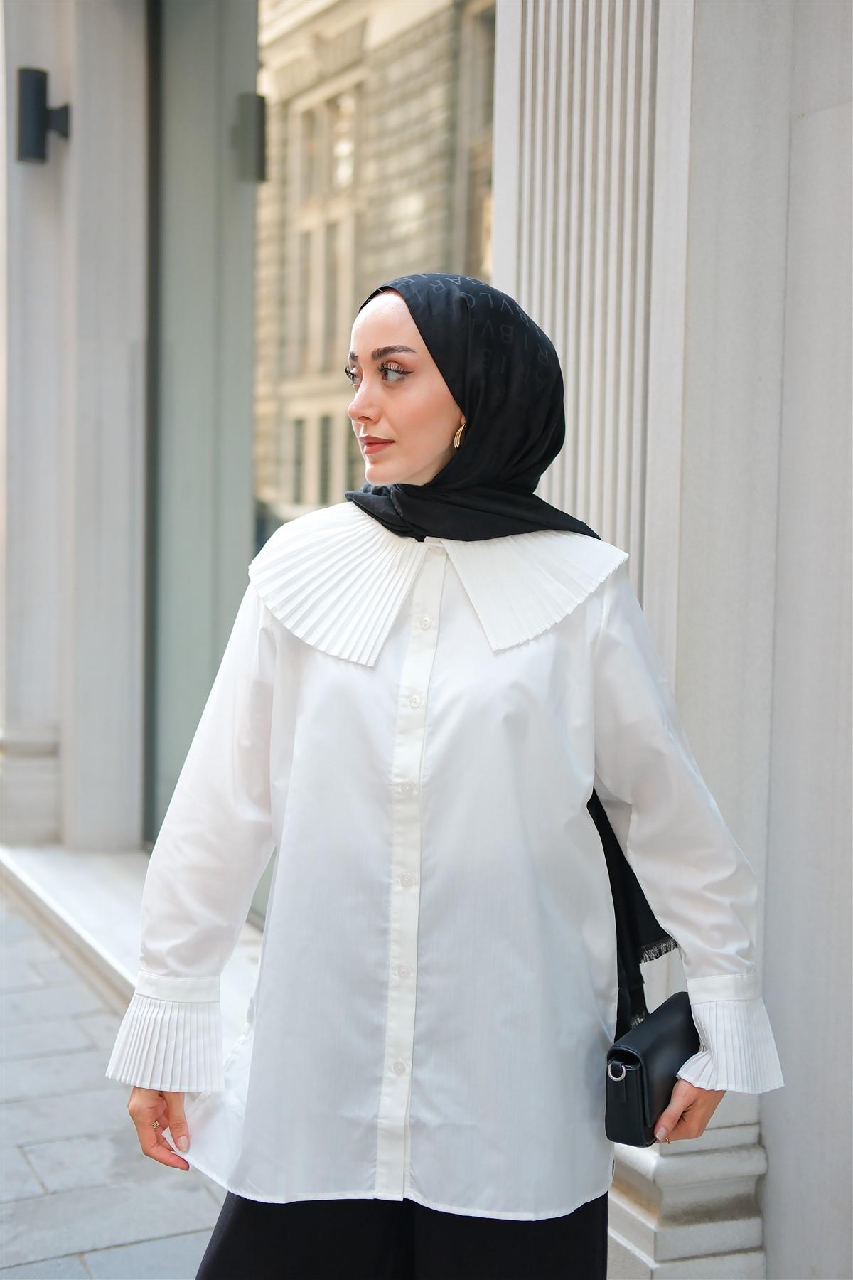 Yaka Ve Kol Pilise Detaylı Gömlek Beyaz