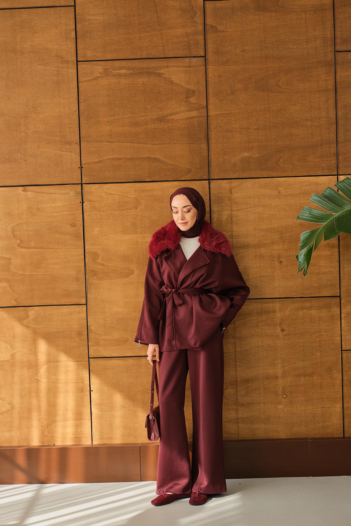 Yakası Kürk Kolları Fermuarlı Takım Bordo
