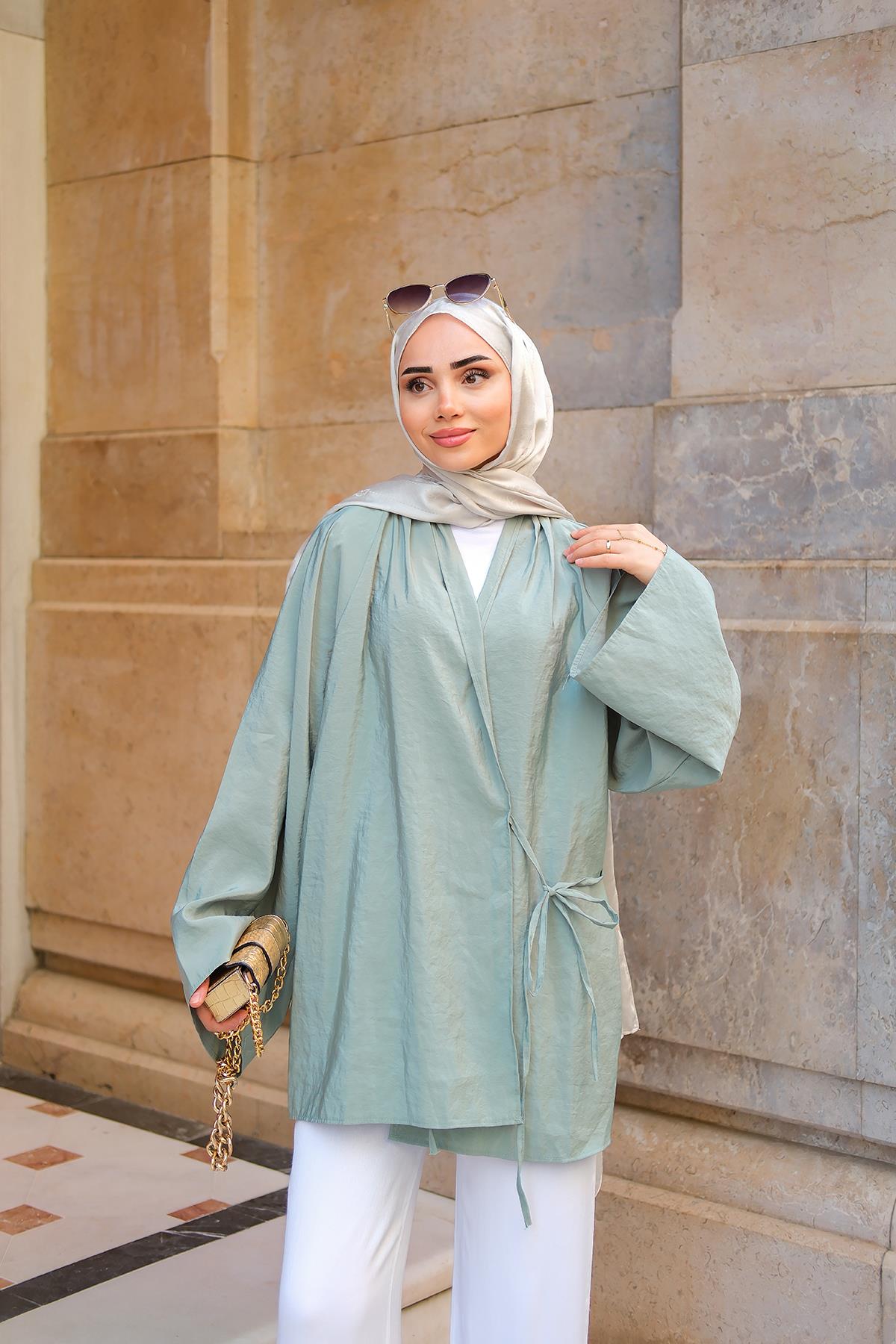 Yakası Pile Detaylı Kimono Yeşil