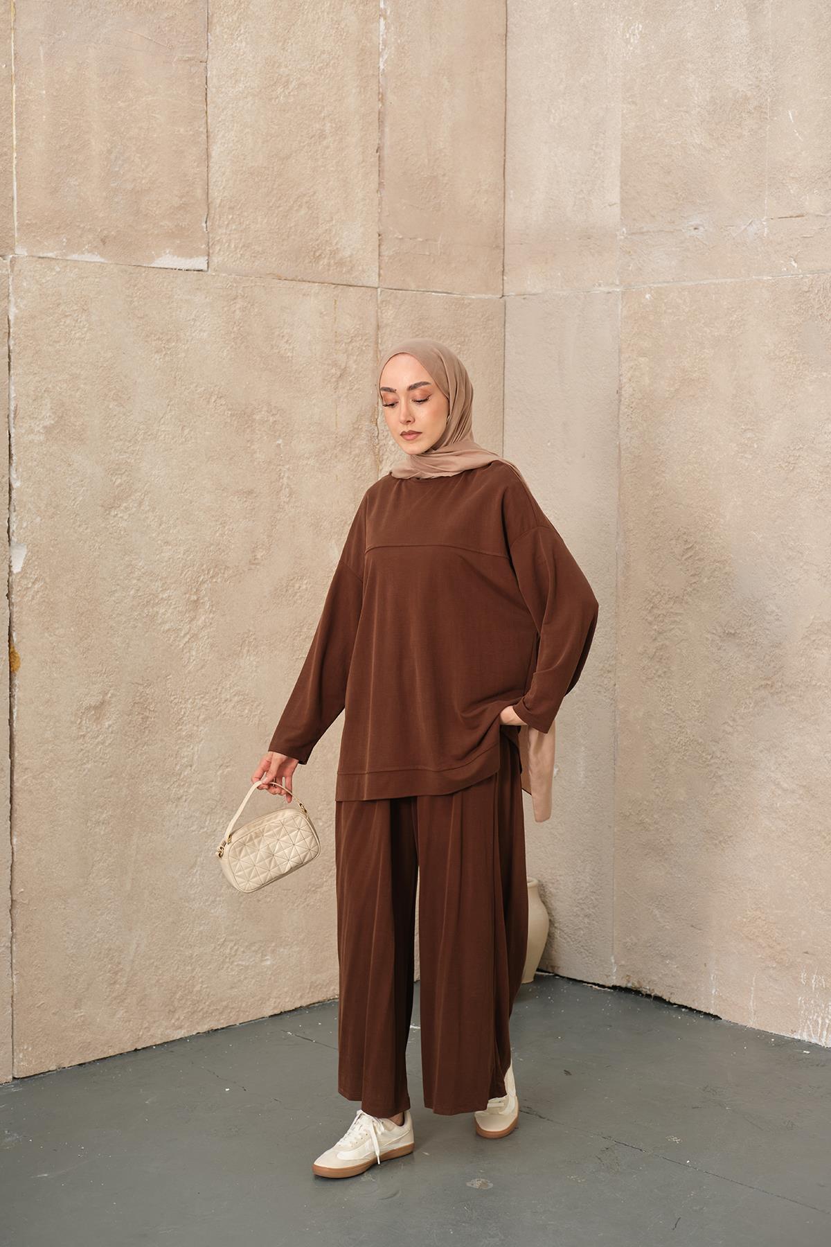 Yırtmaç Detay Takım Kahve