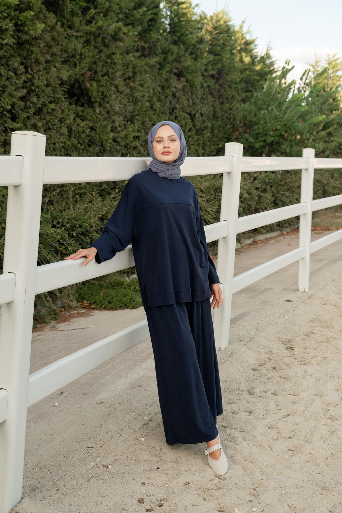 Yırtmaç Detay Takım Lacivert