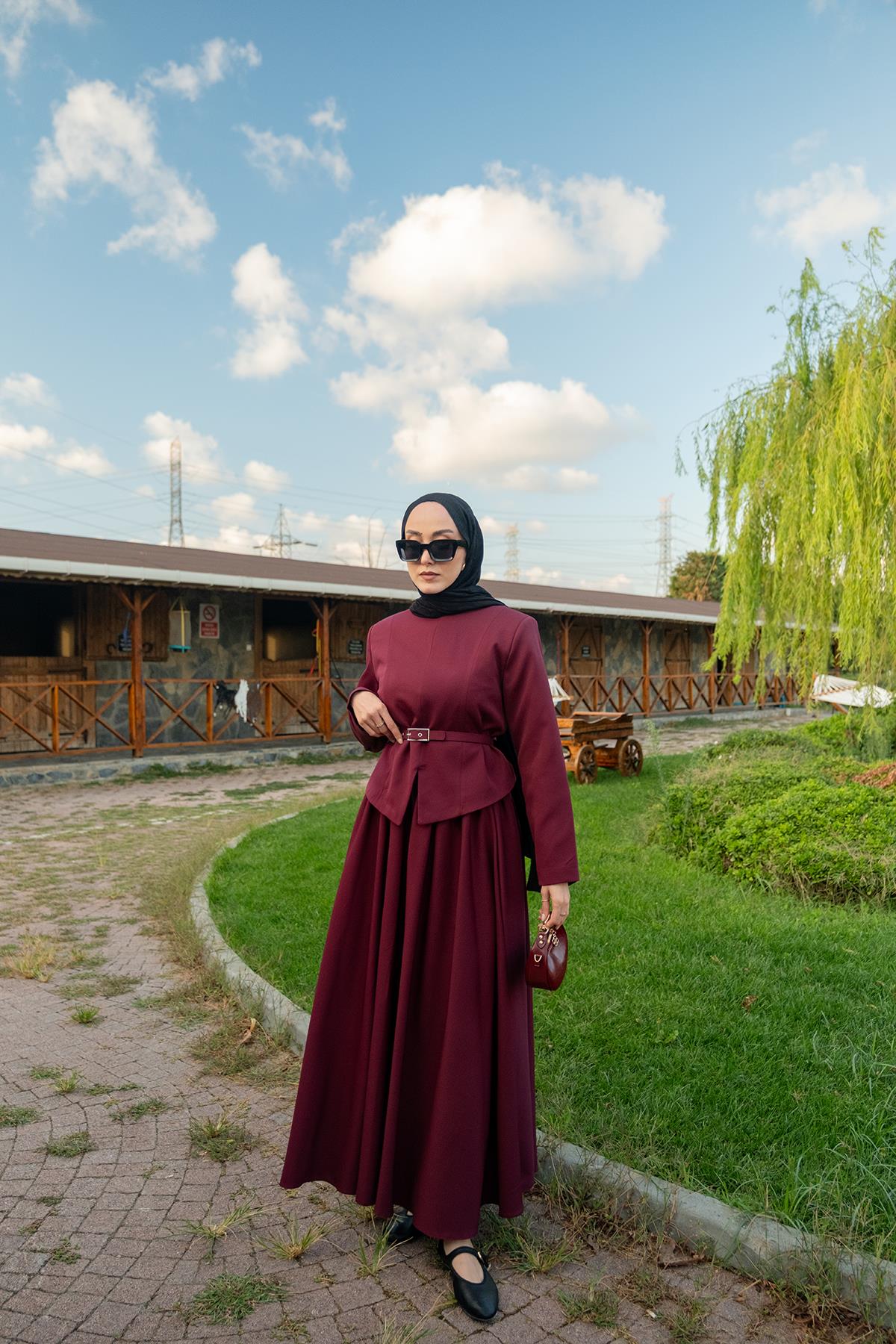 Yırtmaç Detaylı Takım Bordo