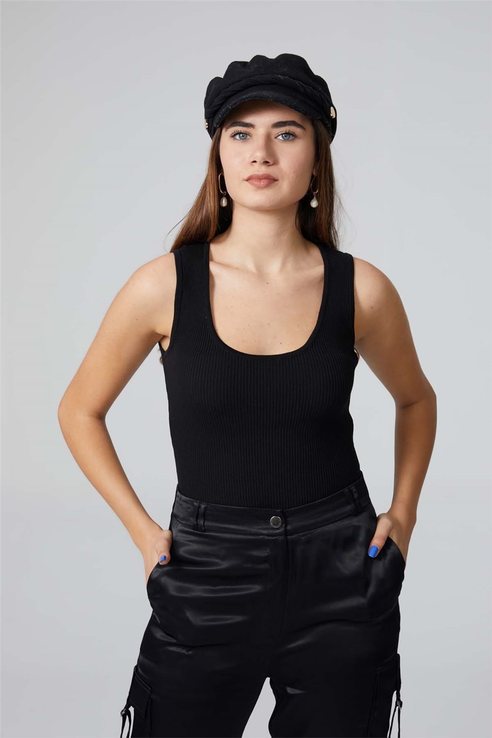 ASKILI FİTİLLİ BODYSUİT
