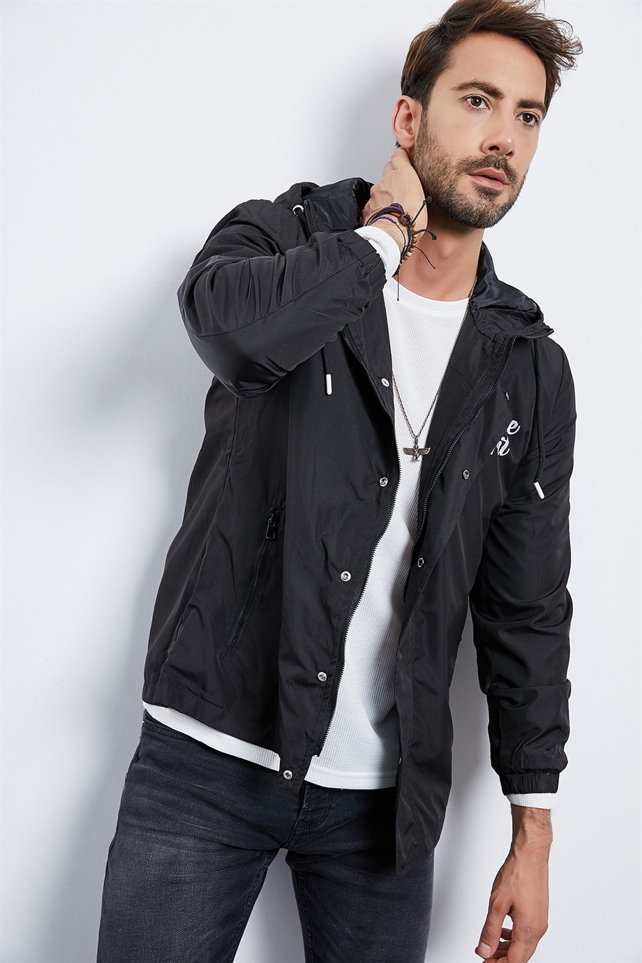 Baskılı Yağmurluk Mont