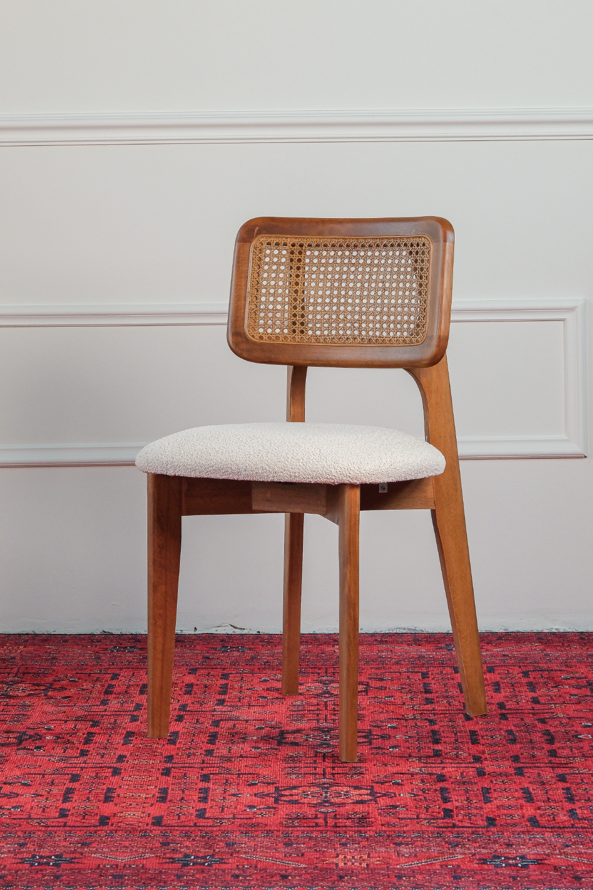 Woodenbend Mirla Ceviz  Kayın Sandalye – Hazeran Detaylı El İşçiliği